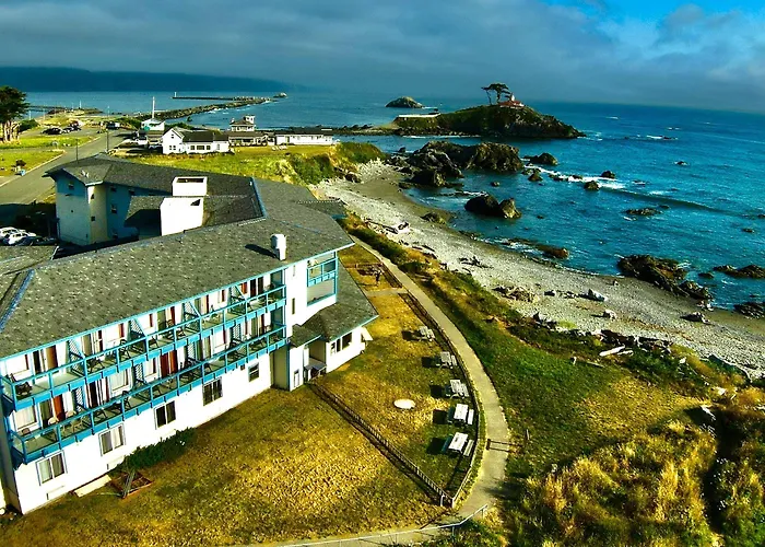 Oceanfront Lodge